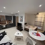 Bel 3 - 5min Du Port