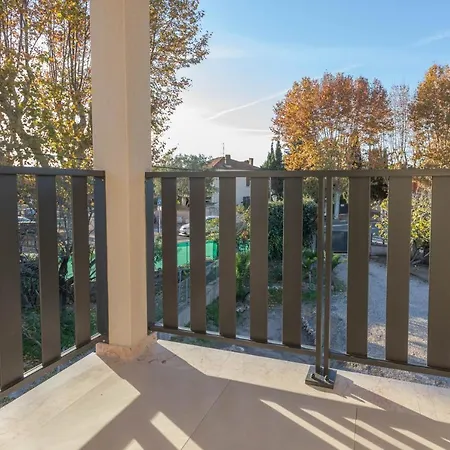 Apartment Bel Appart 3 - 5Min Du Port Frejus *