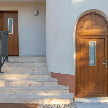 Bel Appart 3 - 5Min Du Port Frejus Apartment *