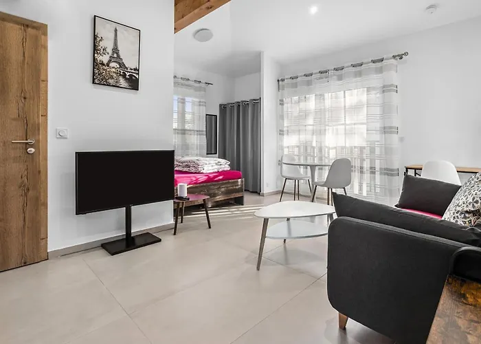 Appartement Bel 3 - 5min Du Port Fréjus