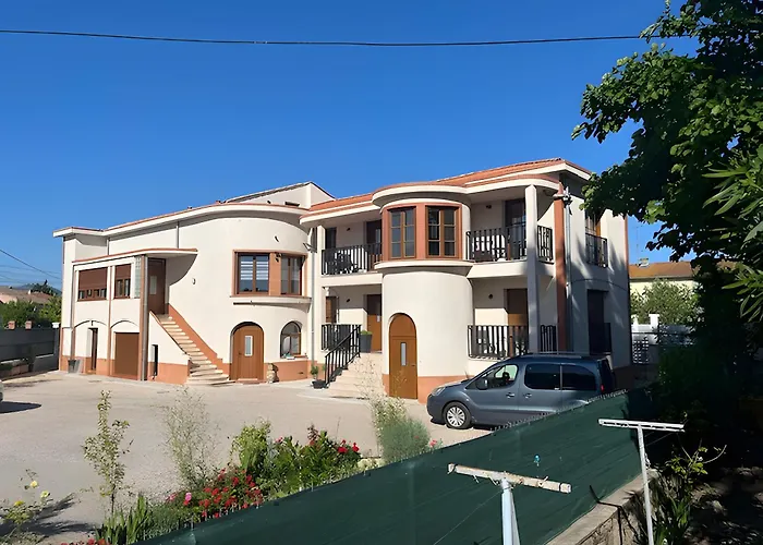 Bel 3 - 5min Du Port Appartement